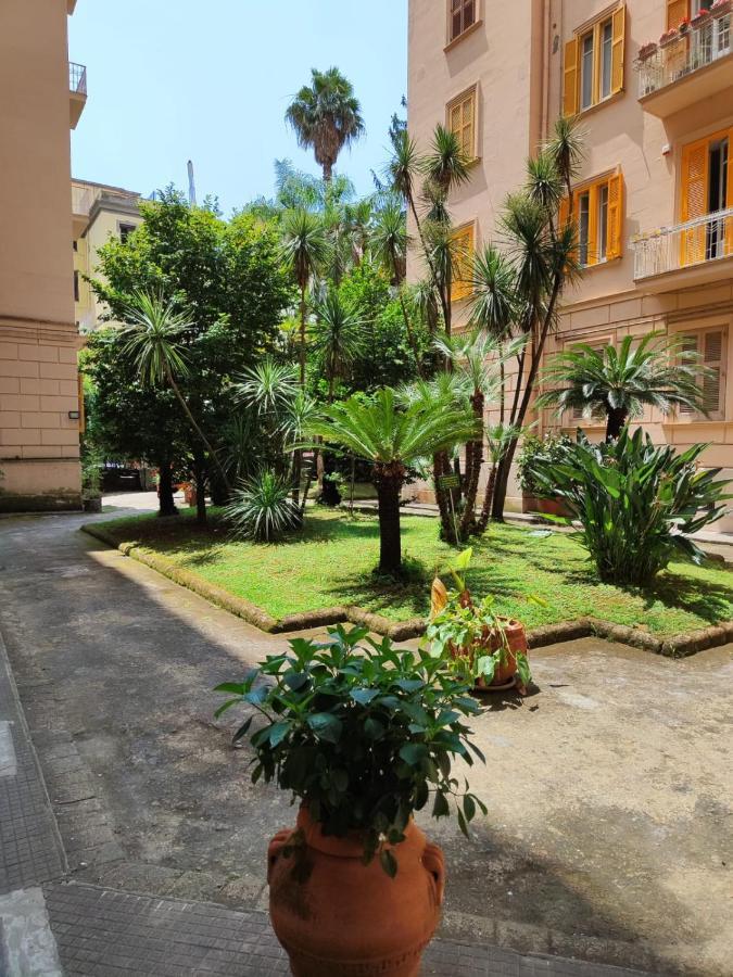 The House Of The Sunbeam Leilighet Napoli Eksteriør bilde